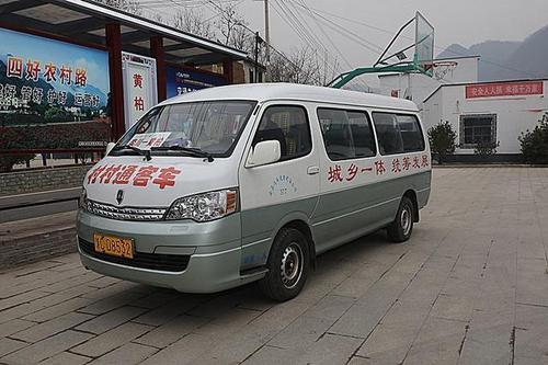 建制村通客車在農村定制客運得到長足發展