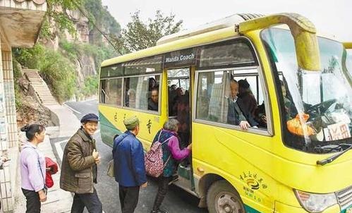 傳統農村鄉鎮客運班線將退出，鄉村客運開通迫在眉睫