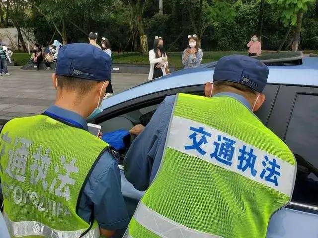 成都網約車注意啦，首批“智慧法眼”已啟用，非法營運無處可逃！