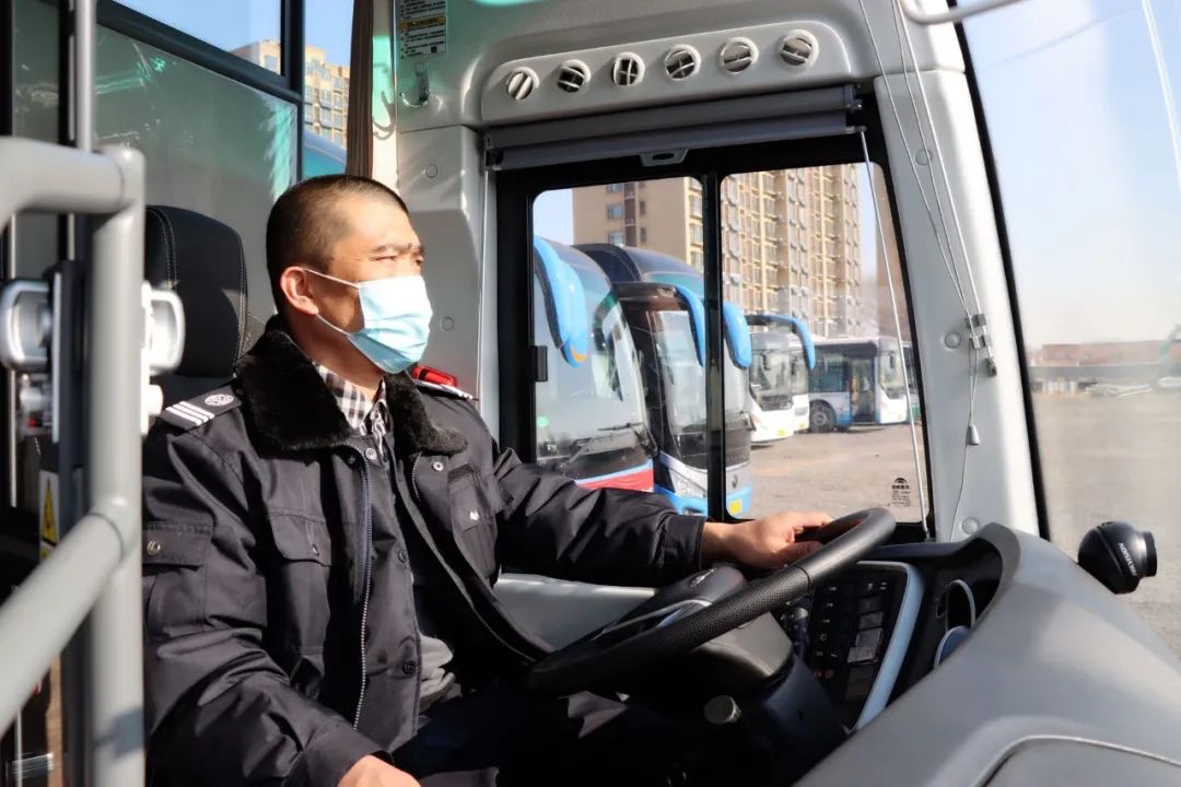 近日，濱海-濰坊定制客運暨省內包車開通儀式舉行